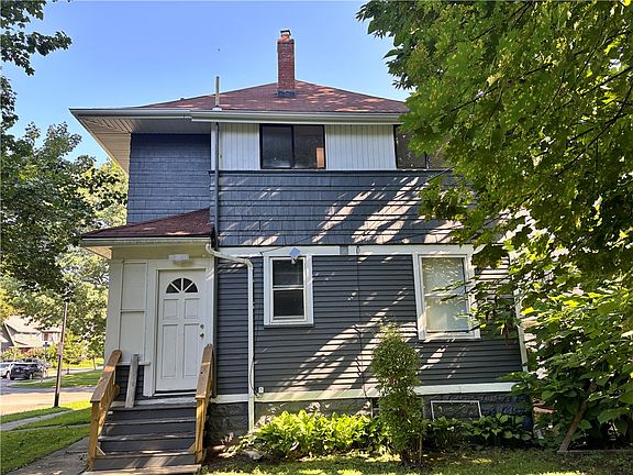 3rd image of 361 Brooks Ave