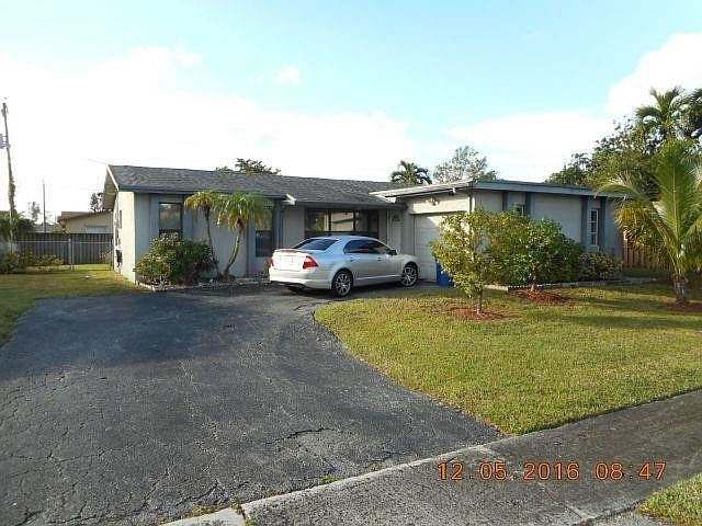 1st image of 10620 NW 28th Street