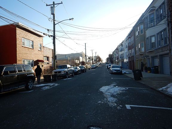 5th image of 1310 8th St