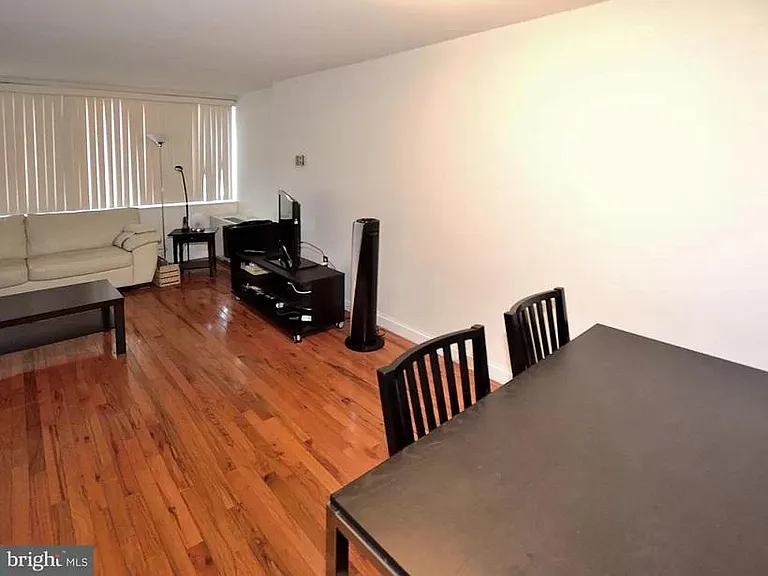 2030 F St NW #704 — Photo 5