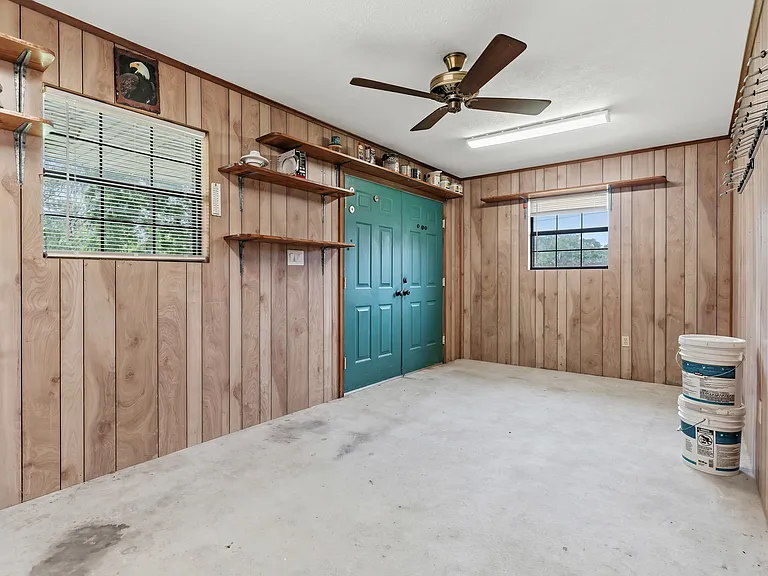 6970 Ellen Ln — Photo 30