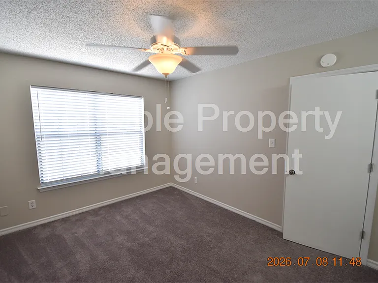 2302 Maki Rd #2 — Photo 17