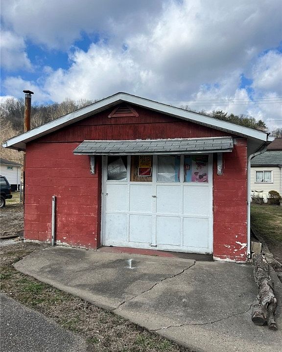 152 Liberty St, Dillonvale, OH 43917 Zillow