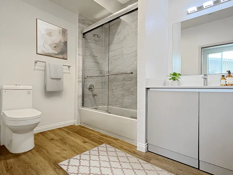 8715 Tobias Ave #205 — Photo 4