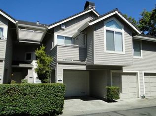 215 Compass Point Ct, Hercules, CA 94547