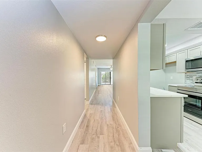 515 30th Ave W #H201 — Photo 3