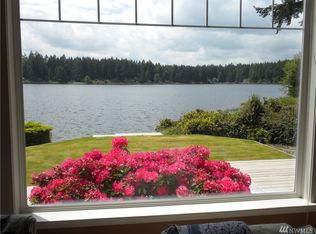 11012 Riviera Dr, Anderson Island, WA 98303