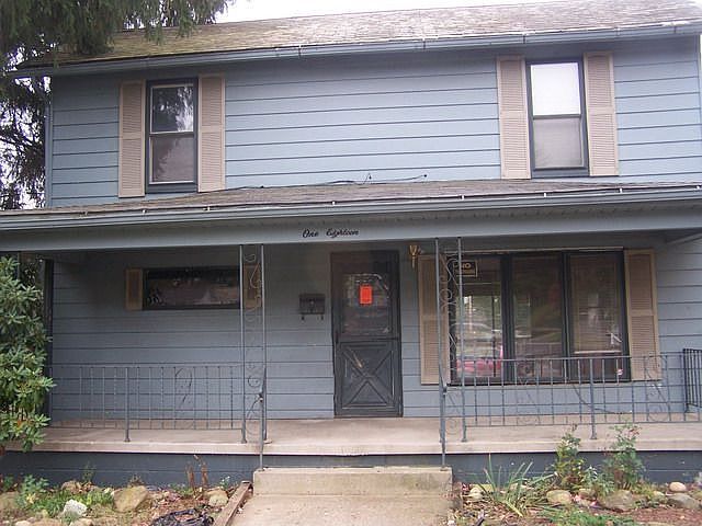 1st image of 118 Sherman St