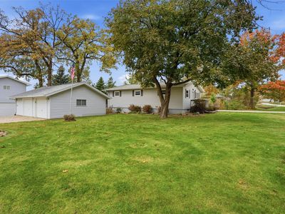 165 Timber Ln, Robins, IA, 52328