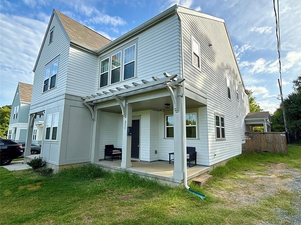 1st image of 231 Hoskins Avenue Dr
