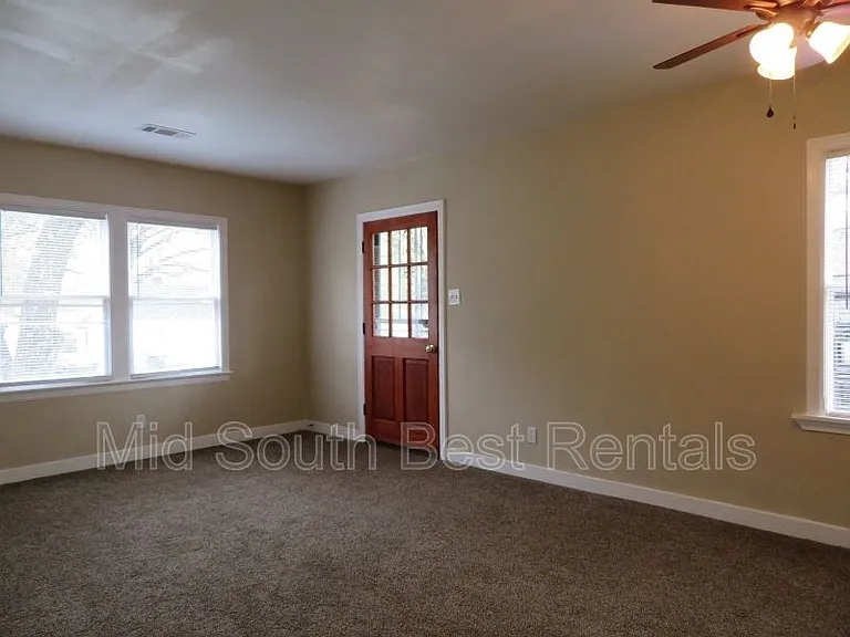 3729 Mason Ave — Photo 6