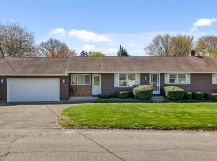 125 Poplar St, Chicopee, MA 01013