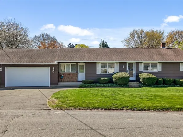 125 Poplar St, Chicopee, MA 01013