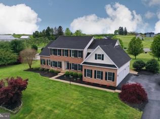 39 Norinton Dr, Hedgesville, WV 25427