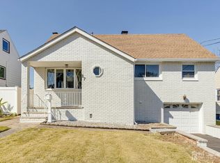 87 Jefferson St, Metuchen, NJ 08840