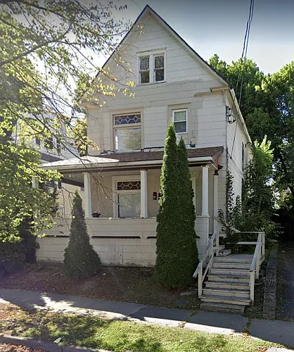 11 Walnut St Photo 1
