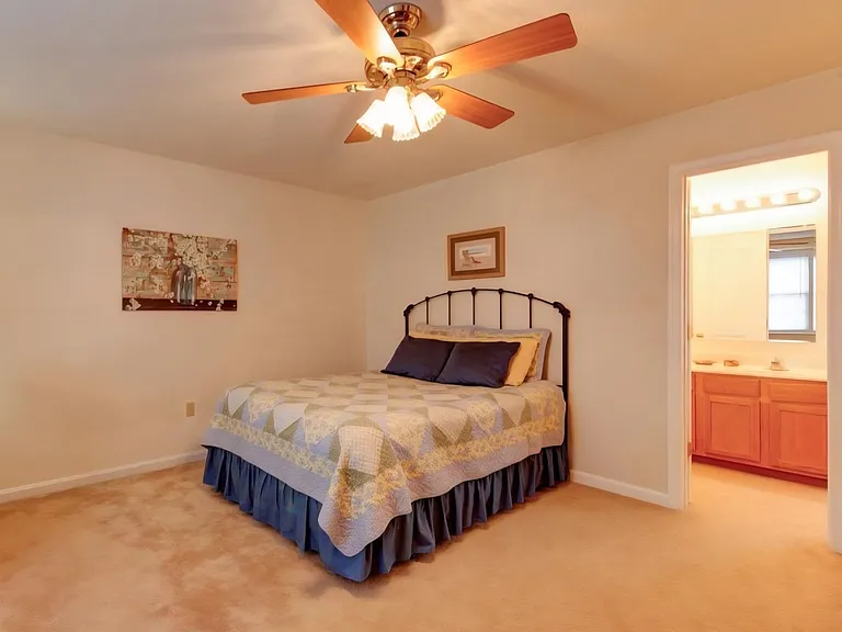 5905 Blue Ridge Rd — Photo 8