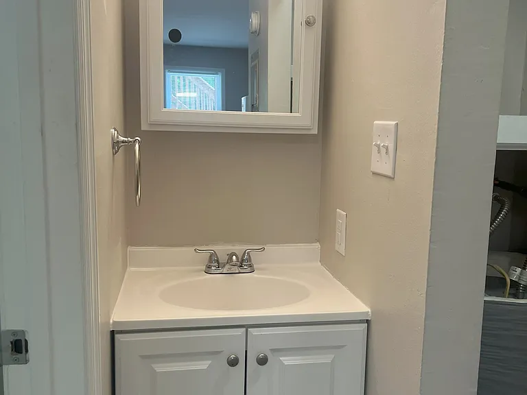 5015 Jacksboro Pike #H — Photo 6