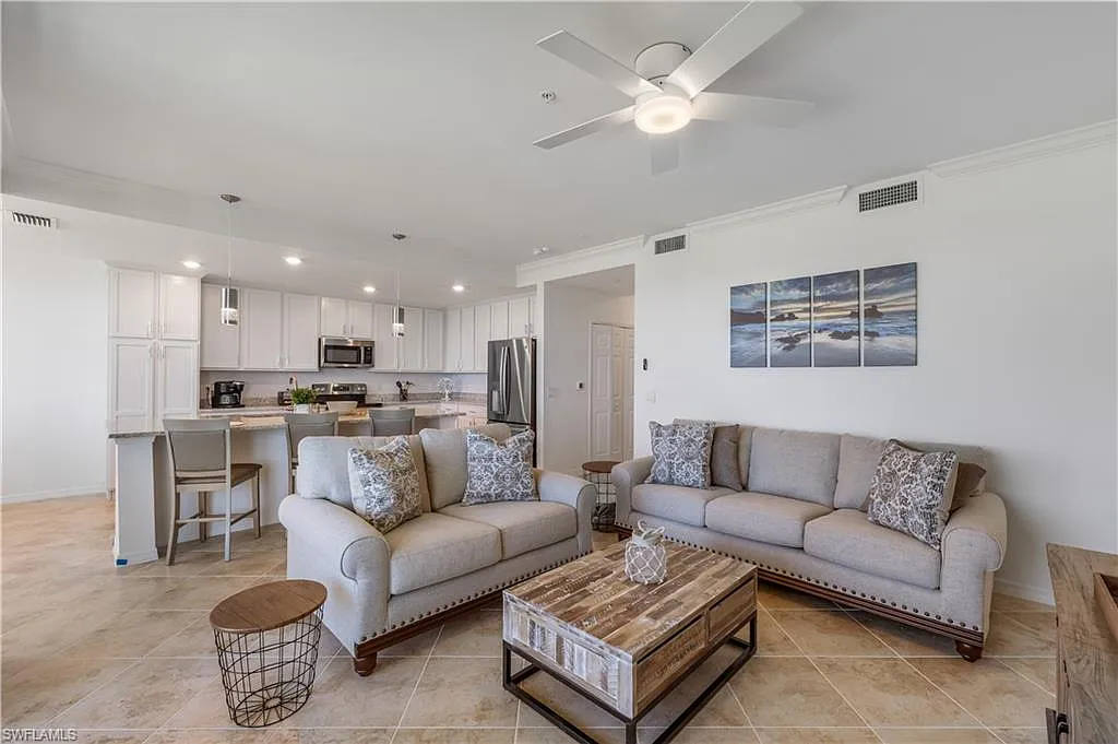 2 bed, 2.0 bath, 1154 sqft, $6,000 — Photo 3