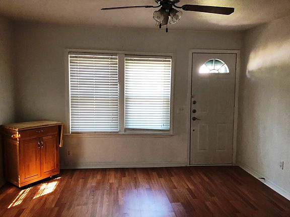 2nd image of 108 E Avenue F