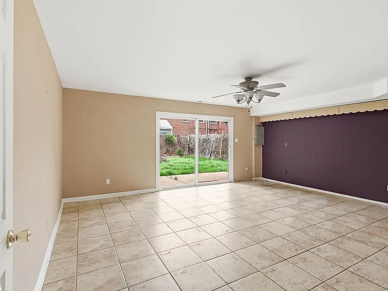 2217 Hoffnagle St — Photo 19