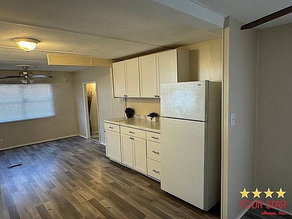 3rd image of 10711 Dakota Oaks Dr