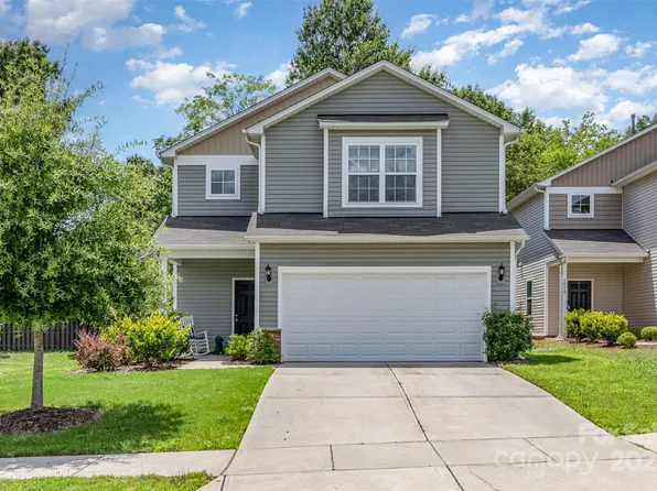 1514 Starmount Cove Ln, Charlotte, NC 28210