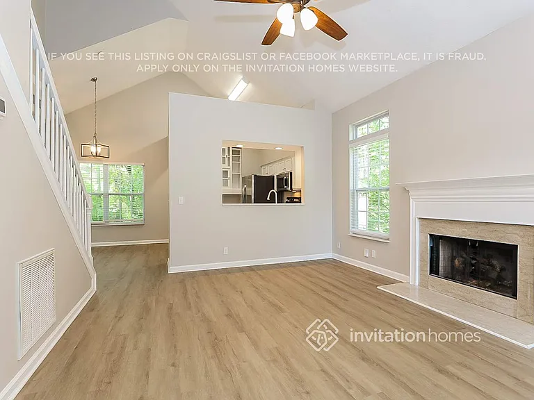 3717 Creston Ct — Photo 5