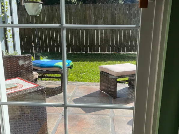 (undisclosed Address), Charleston, SC 29412