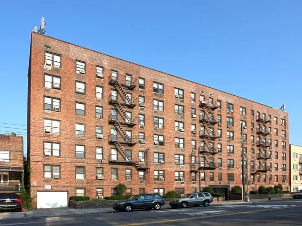 2922 Nostrand Avenue image 1 of 9