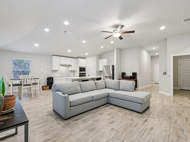 21709 Osage Ln — Photo 6
