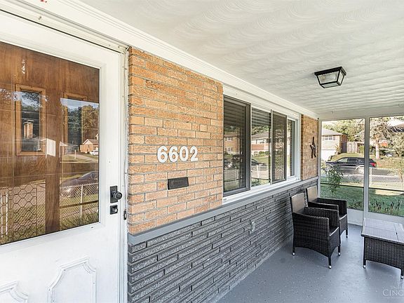 3rd image of 6602 Melodymanor Dr