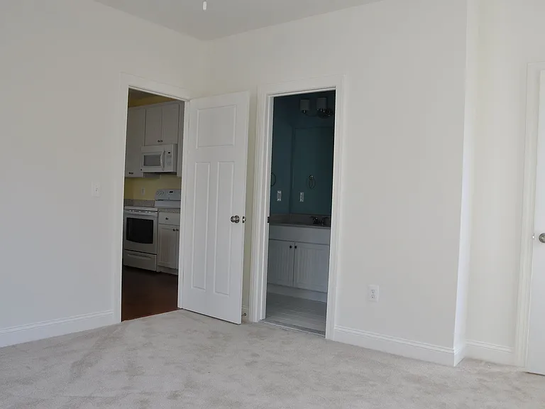 15 S Cameron St #200 — Photo 6
