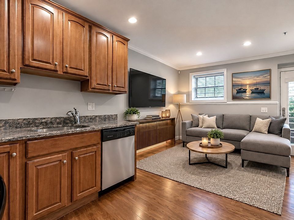 1st image of 11 Wiget St APT 1
