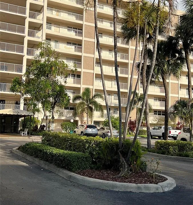 2671 S Course Dr #403