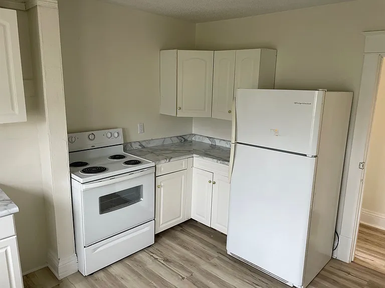 4503 8th Ave #UPPER — Photo 10