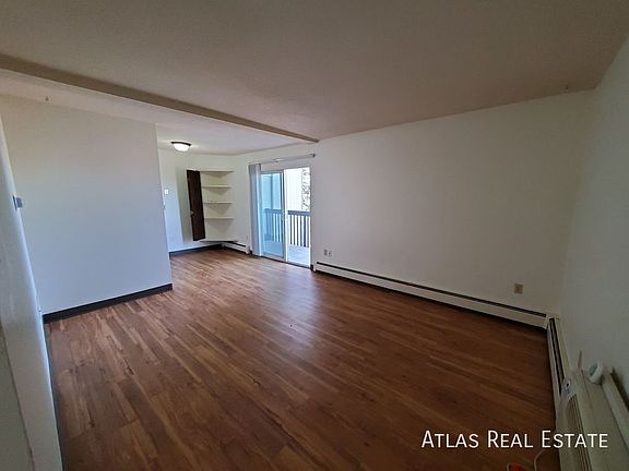 4th image of 112 Rutgers Ave #302