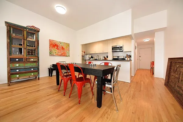 Rented by Buchbinder & Warren | media 19