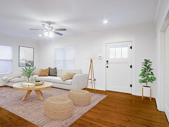 Optionally furnished common areas! Common areas can come beautifully furnished by our in-house design team for an additional fee.