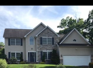 20 Stoney Creek Rd, Wilkes Barre, PA 18702