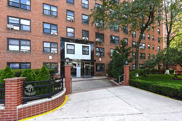 Sold by Keller Williams Realty Landmark | media 1