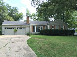 6117 W 62nd St, Mission, KS 66202