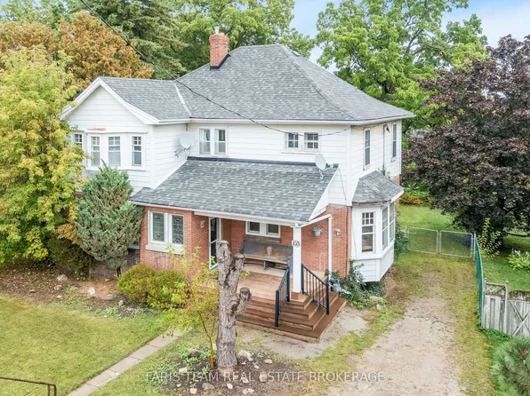 105 Barrie St, Bradford West Gwillimbury, ON L3Z 4H1