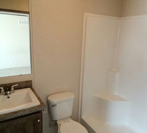 5th image of 4911 Bay Dr #62