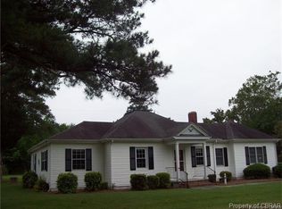 105 Kill Deer Ln, Mathews, VA 23109