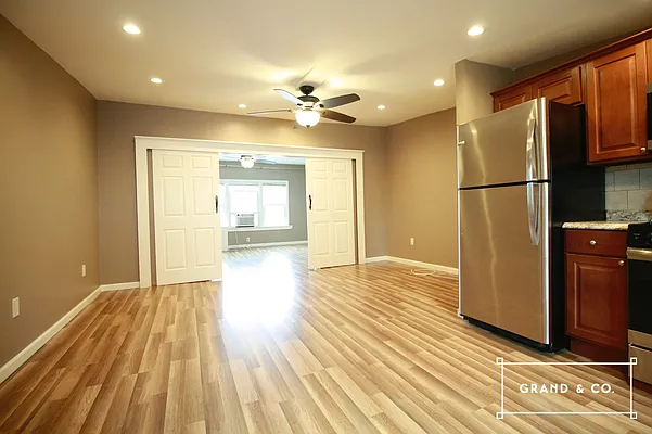 Rented by Grand & Co. | media 11