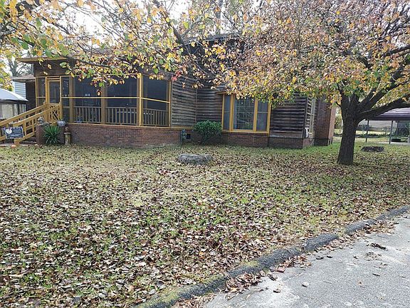 2nd image of 100 Stones Ct