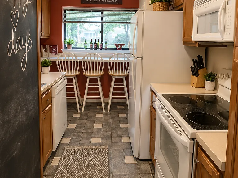505 Sunridge Dr #H — Photo 2