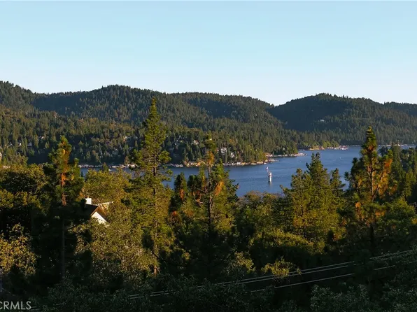 1239 Yosemite Dr, Lake Arrowhead, CA 92352
