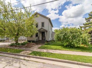 1003 Ceape Ave, Oshkosh, WI 54901